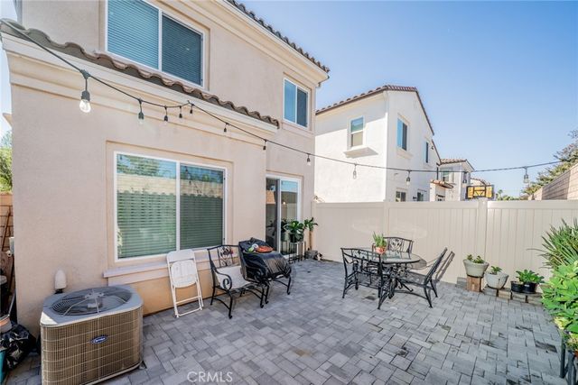 214 Bonita Lane, Rialto, CA 92376