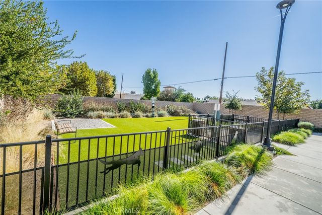 214 Bonita Lane, Rialto, CA 92376