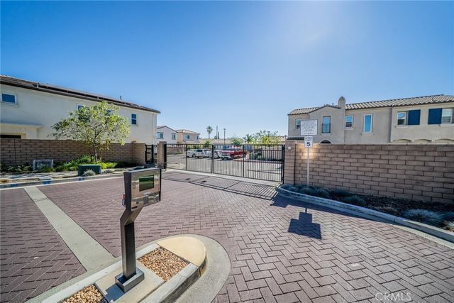 214 Bonita Lane, Rialto, CA 92376