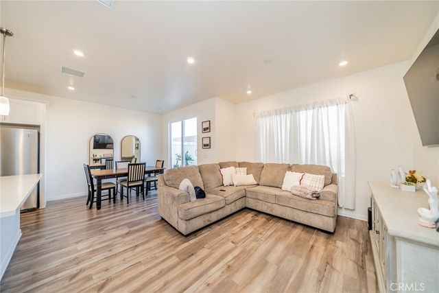 214 Bonita Lane, Rialto, CA 92376