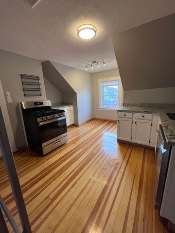 49 Phillips Ave 3, Norwood, MA 02062