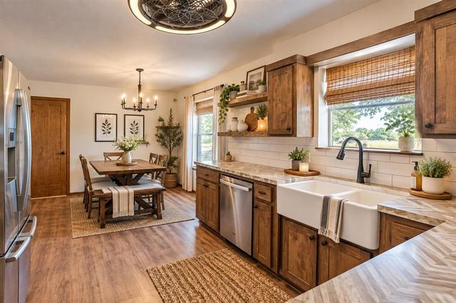 1149 N Triple X Road, Choctaw, OK 73020