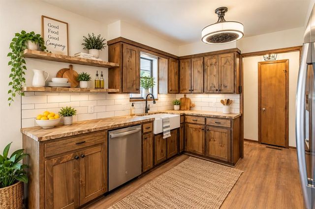 1149 N Triple X Road, Choctaw, OK 73020
