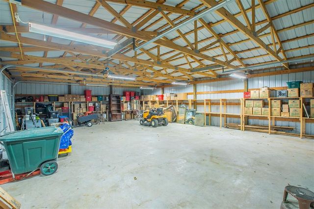 1149 N Triple X Road, Choctaw, OK 73020