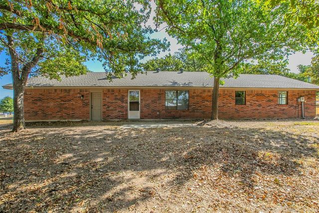 1149 N Triple X Road, Choctaw, OK 73020