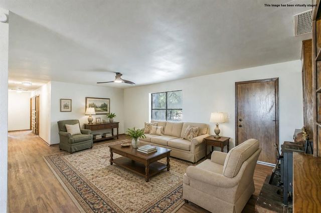 1149 N Triple X Road, Choctaw, OK 73020