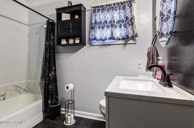 100 Birch Drive, Lafayette, LA 70506