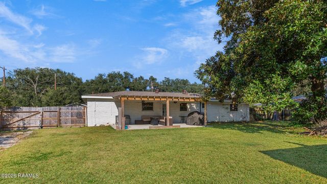 100 Birch Drive, Lafayette, LA 70506