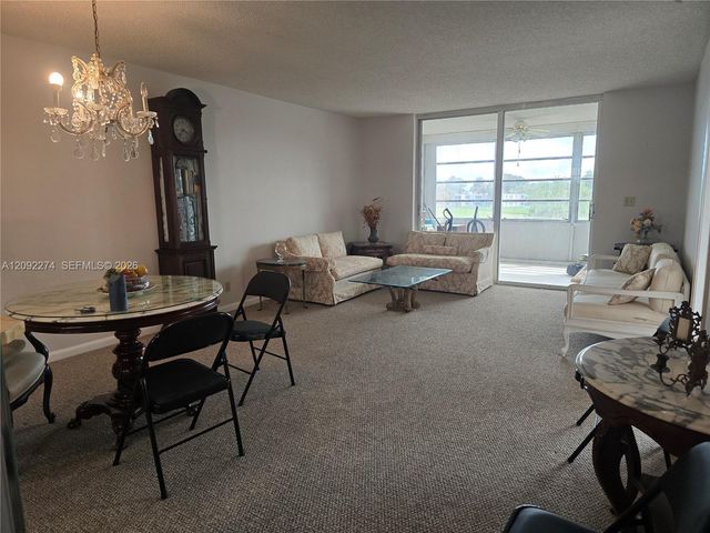 7624 NW 18th Street 304, Margate, FL 33063