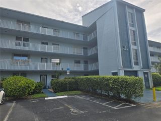 7624 NW 18th Street 304, Margate, FL 33063