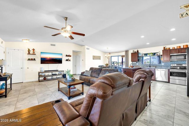 8912 N JOHNSON Court, Maricopa, AZ 85139