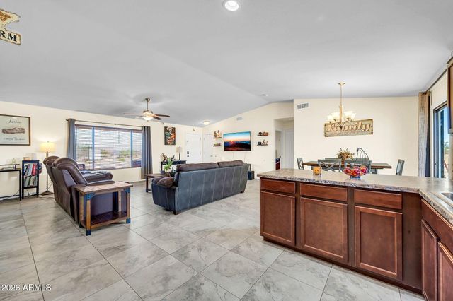 8912 N JOHNSON Court, Maricopa, AZ 85139