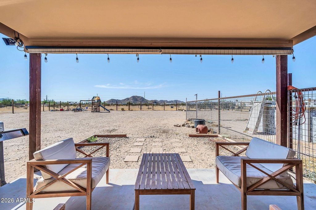 Image 28 of property listing at 8912 N JOHNSON Court, Maricopa, AZ 85139