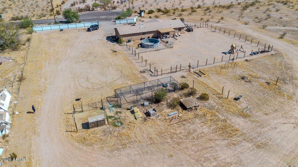 Image 48 of property listing at 8912 N JOHNSON Court, Maricopa, AZ 85139