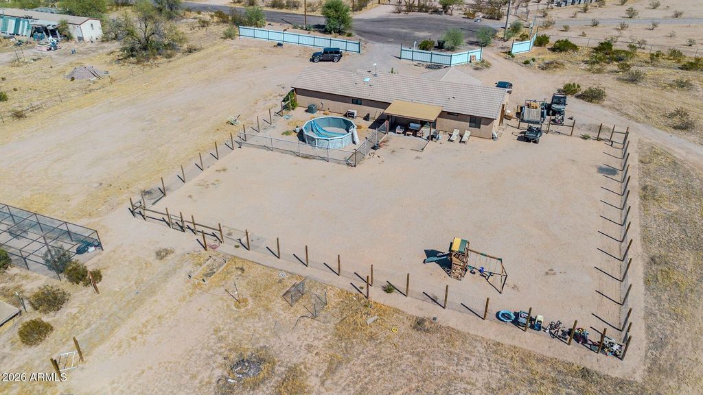 Image 49 of property listing at 8912 N JOHNSON Court, Maricopa, AZ 85139