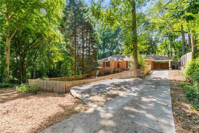 2332 Tanglewood Circle NE, Atlanta, GA 30345