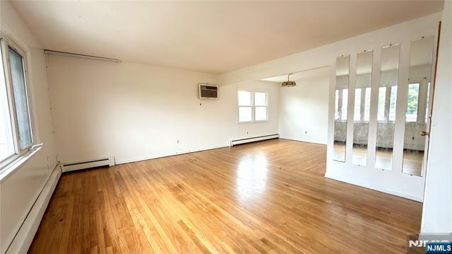 9104 3rd Avenue, North Bergen, NJ 07047