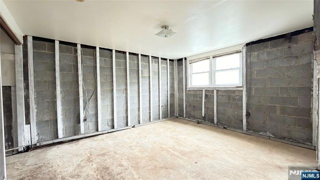 9104 3rd Avenue, North Bergen, NJ 07047