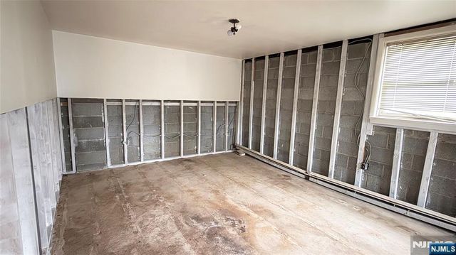 9104 3rd Avenue, North Bergen, NJ 07047