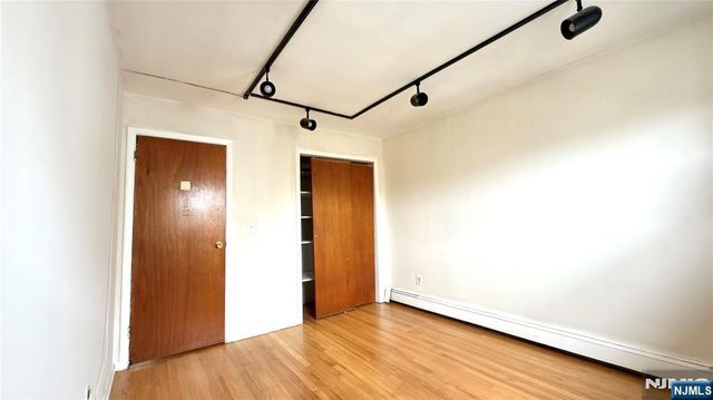 9104 3rd Avenue, North Bergen, NJ 07047