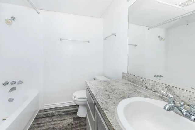 4400 Memorial Drive 41-1267, Houston, TX 77007
