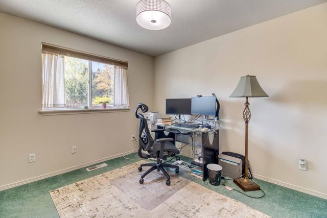 20781 Amber Way, Bend, OR 97701