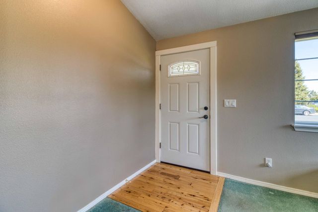 20781 Amber Way, Bend, OR 97701