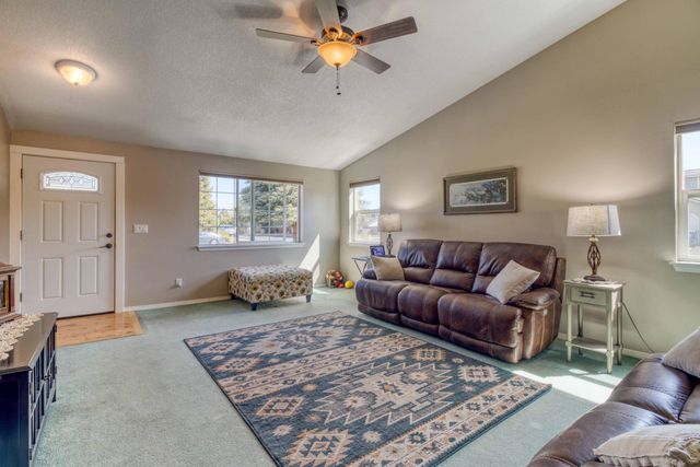 20781 Amber Way, Bend, OR 97701