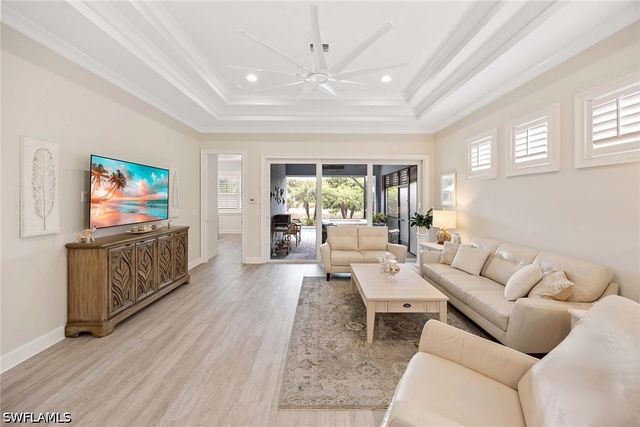 5767 Highbourne DR, Naples, FL 34113