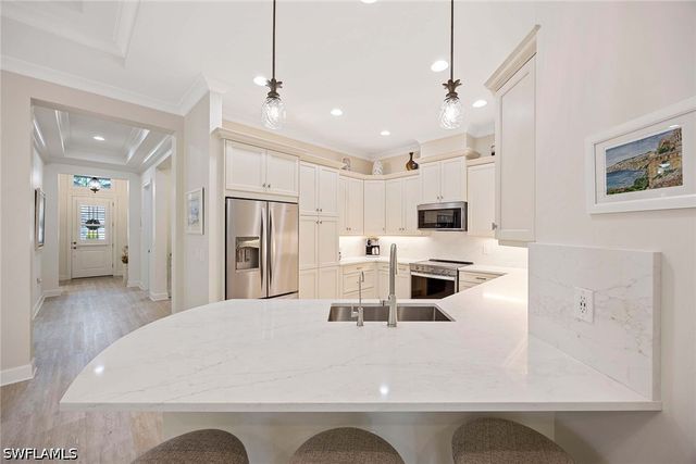 5767 Highbourne DR, Naples, FL 34113