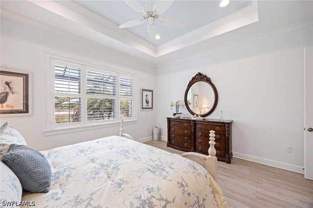 5767 Highbourne DR, Naples, FL 34113