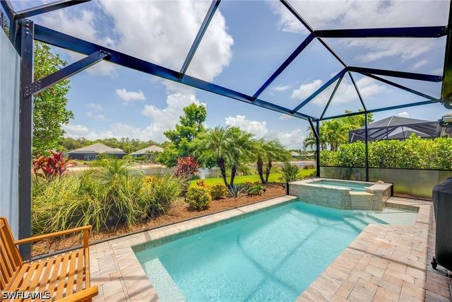 5767 Highbourne DR, Naples, FL 34113