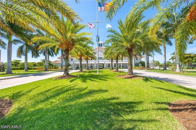5767 Highbourne DR, Naples, FL 34113