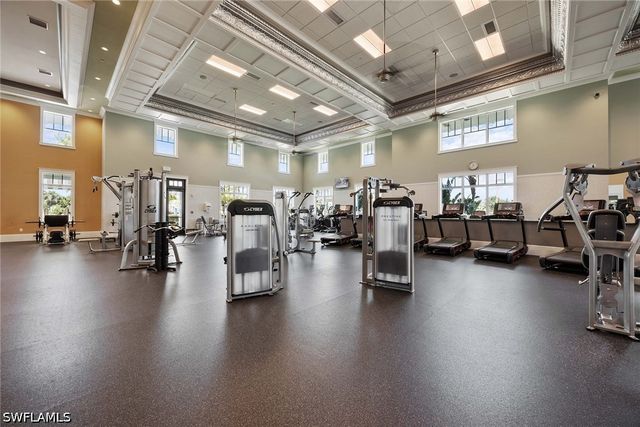5767 Highbourne DR, Naples, FL 34113