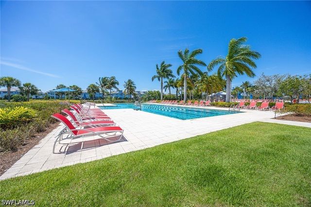 5767 Highbourne DR, Naples, FL 34113