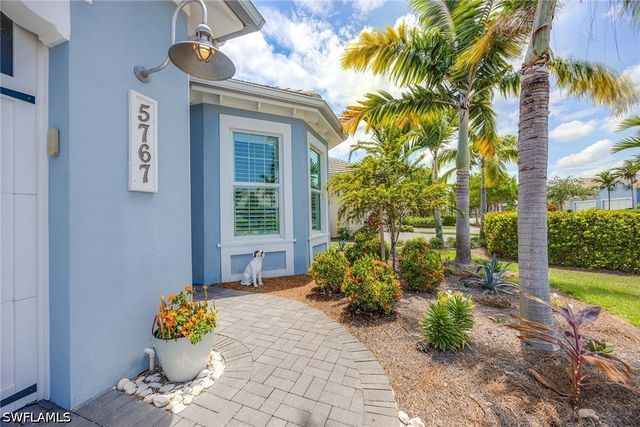 5767 Highbourne DR, Naples, FL 34113