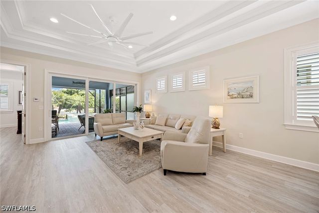 5767 Highbourne DR, Naples, FL 34113