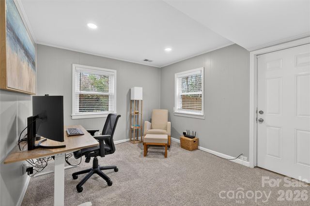 3400 Driftwood Drive, Charlotte, NC 28205