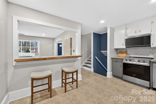 3400 Driftwood Drive, Charlotte, NC 28205