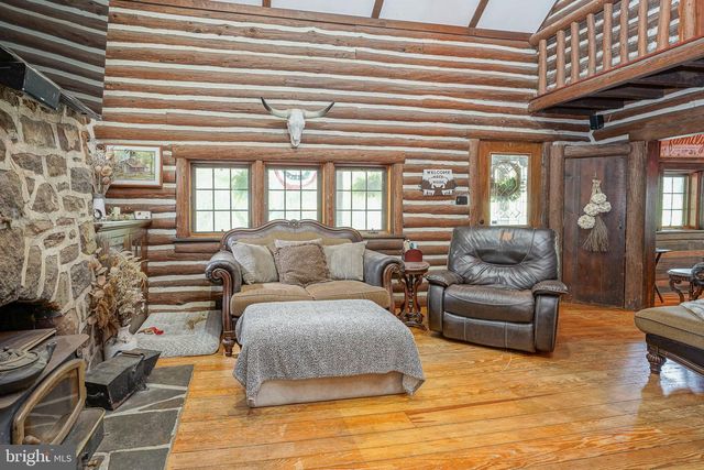 145 MCKENDIMEN RD, Medford Lakes, NJ 08055