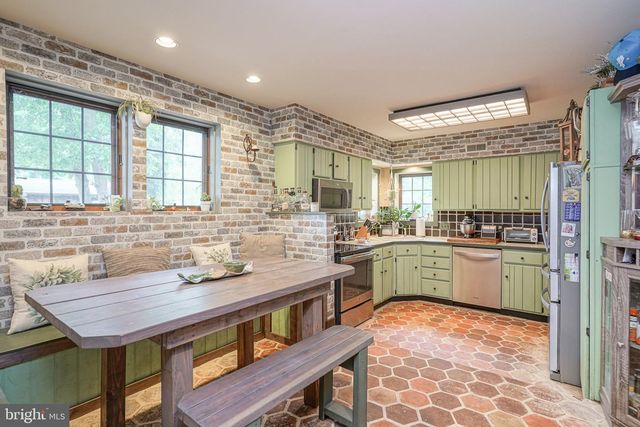 145 MCKENDIMEN RD, Medford Lakes, NJ 08055