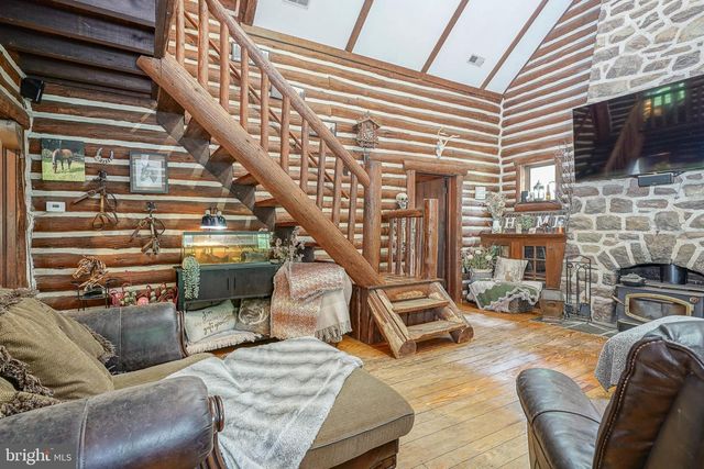 145 MCKENDIMEN RD, Medford Lakes, NJ 08055