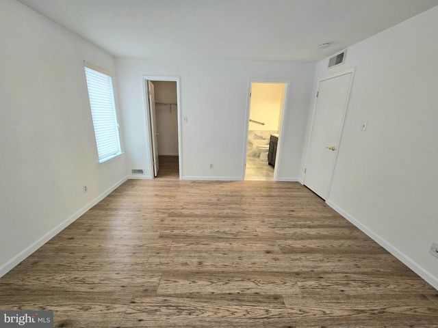 1951 THE WOODS II, Cherry Hill, NJ 08003