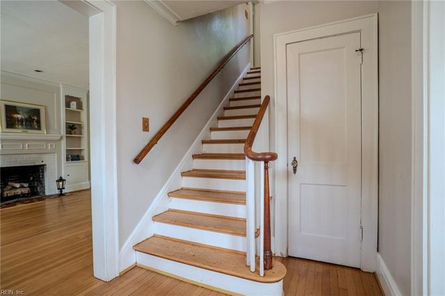 1210 S Fairwater DR, Norfolk, VA 23508