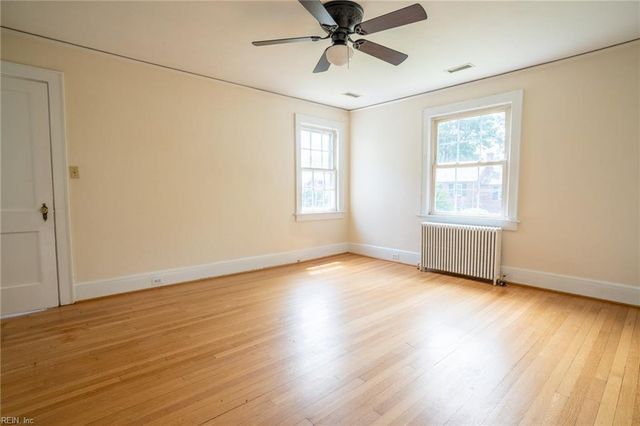 1210 S Fairwater DR, Norfolk, VA 23508