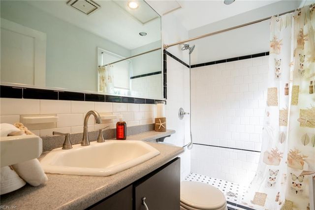 1210 S Fairwater DR, Norfolk, VA 23508