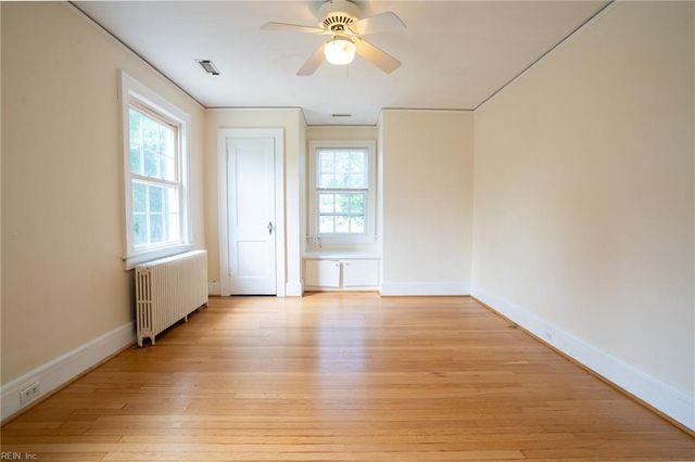 1210 S Fairwater DR, Norfolk, VA 23508