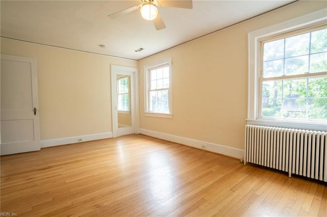 1210 S Fairwater DR, Norfolk, VA 23508