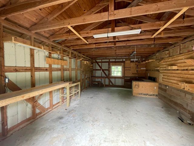 77 McNeely Road, Arkadelphia, AR 71923