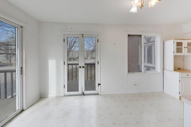 2300 W Talcott Road 1D, Park Ridge, IL 60068